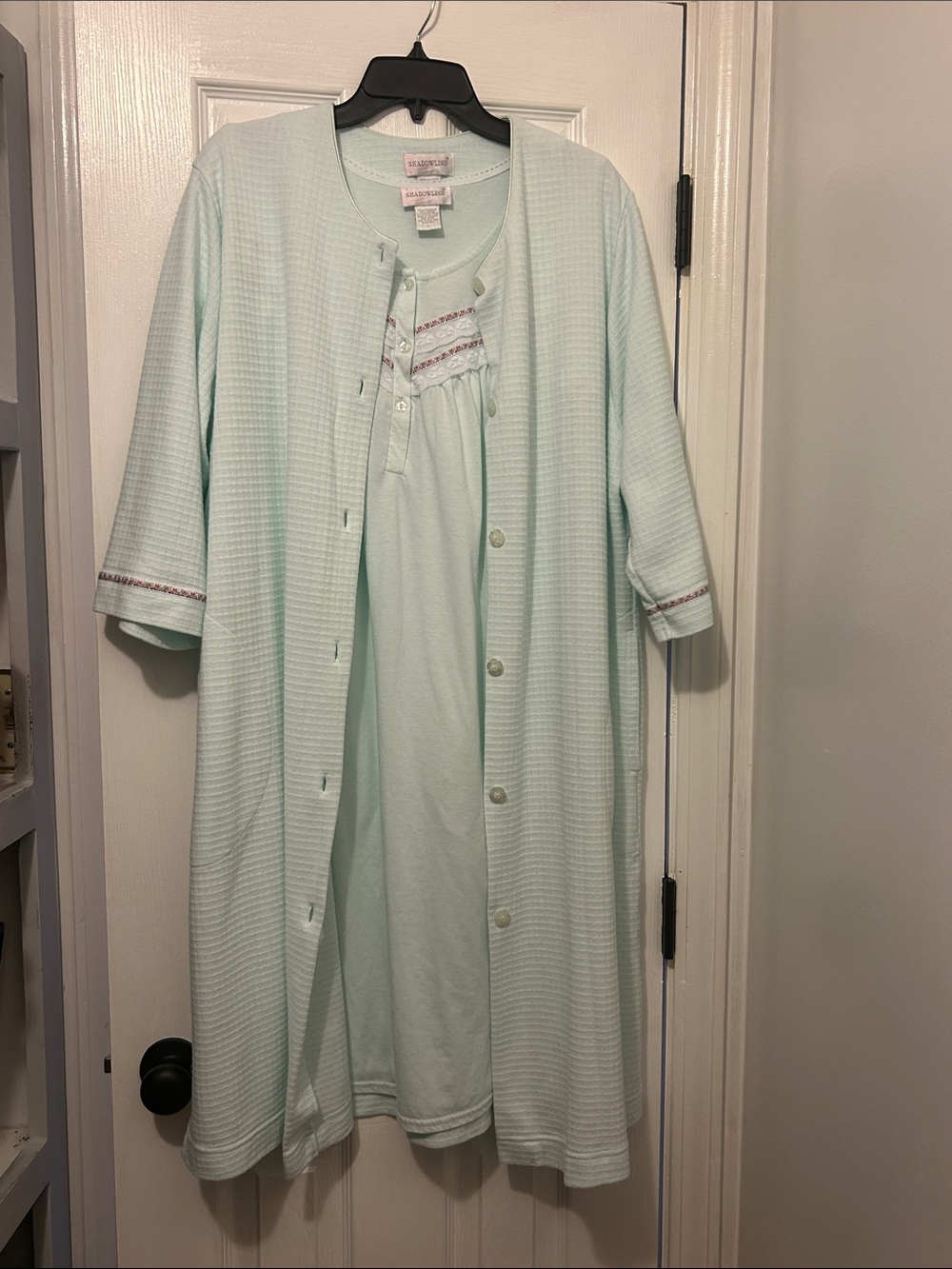Shadowline Nightgown Robe 2pc Set